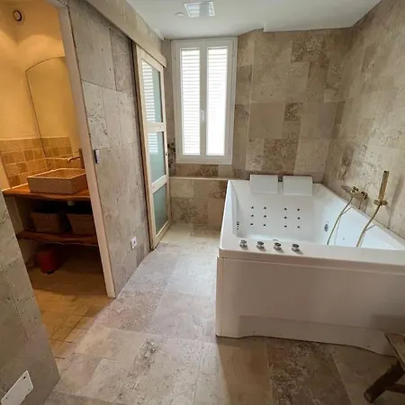 Romantique Boheme Chic Avec Bain A Remous Lejlighed